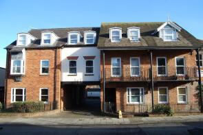 10, River Court, Gosport Street, Lymington SO41 9BE