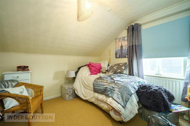 3 bed Semi-Detached for sale Image 12
