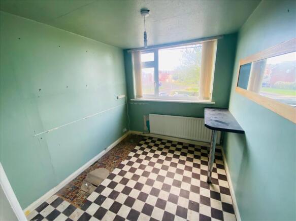 BEDROOM 3