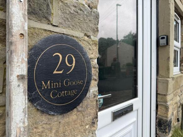 2 bed Terraced for sale Image 11