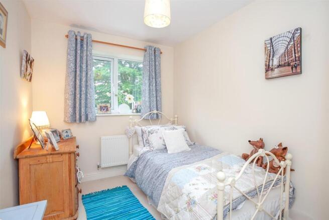 Bedroom 2.jpg