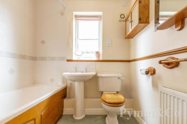 Photo 9