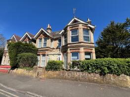 7, 23 Kingsbridge Court, Kingsbridge Road, Poole BH14 8TL