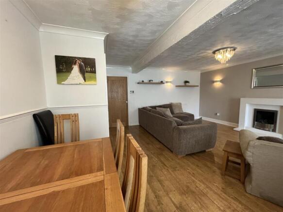 3 bed Link Detached House for sale Image 6