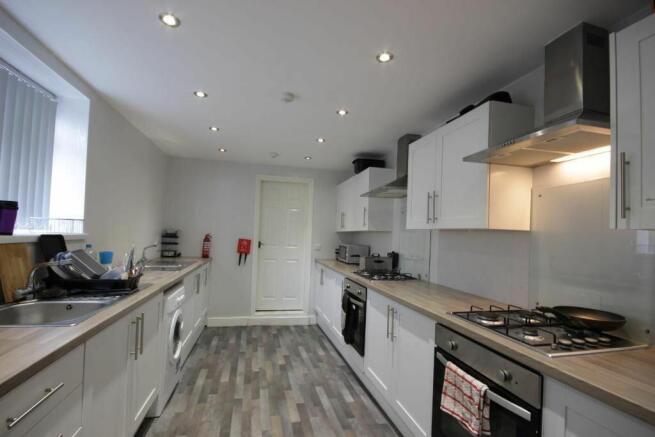 6 bed Terraced for sale Image 4