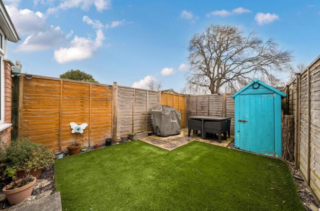 14152873699325d28142a