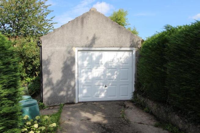 DRIVEWAY & GARAGE