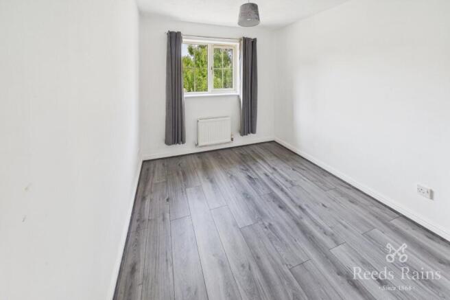 3 bed Semi-Detached for sale Image 10