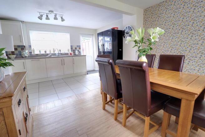 Dining Kitchen