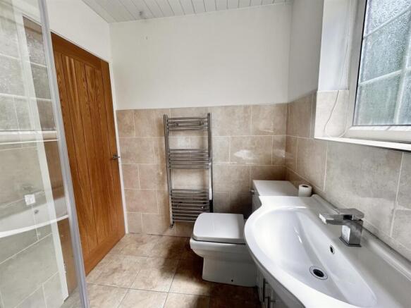 2 bed Apartment for sale Image 11