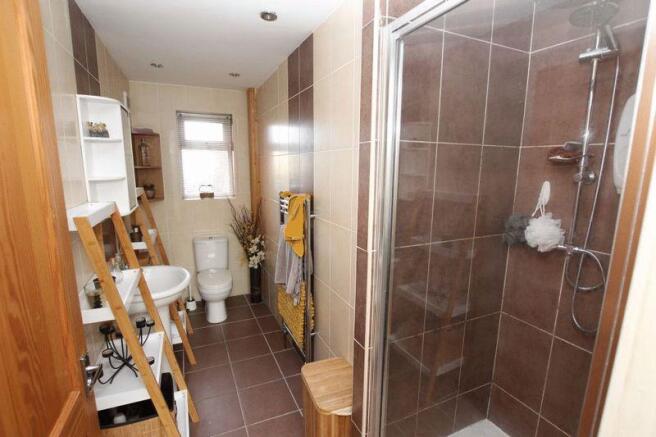 GF Shower room
