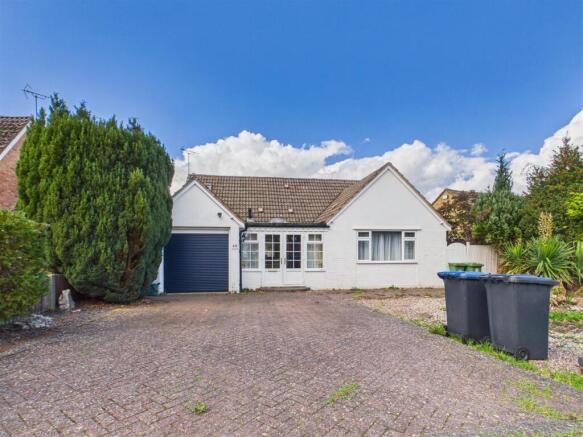 Approach / Front Garden