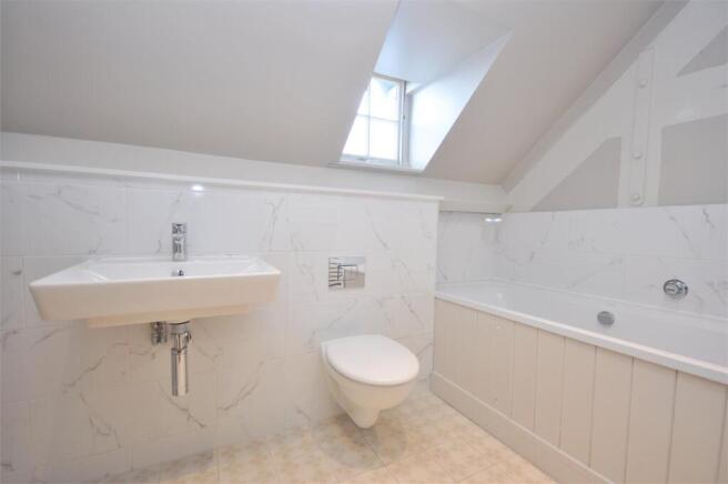 2 bed Apartment to rent Image 11