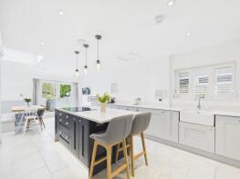 62, Dobbins Lane, Aylesbury HP22 6DL
