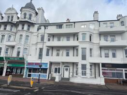 Flat 8, 53 Shellbourne House, Marina, Bexhill-on-sea TN40 1BL