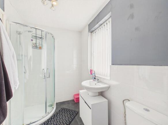 3 bed Semi-Detached for sale Image 7