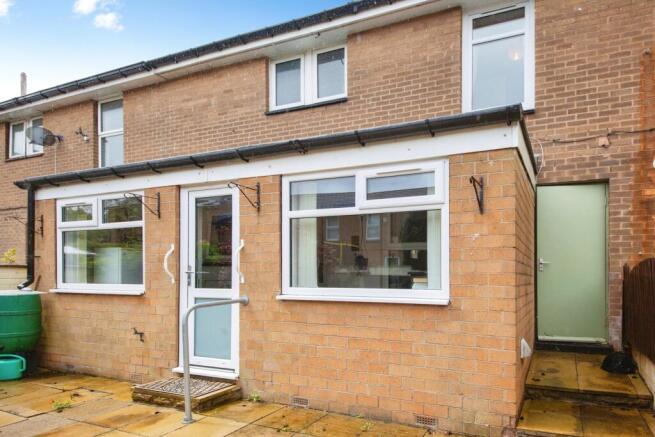 3 bed Terraced for sale Image 10