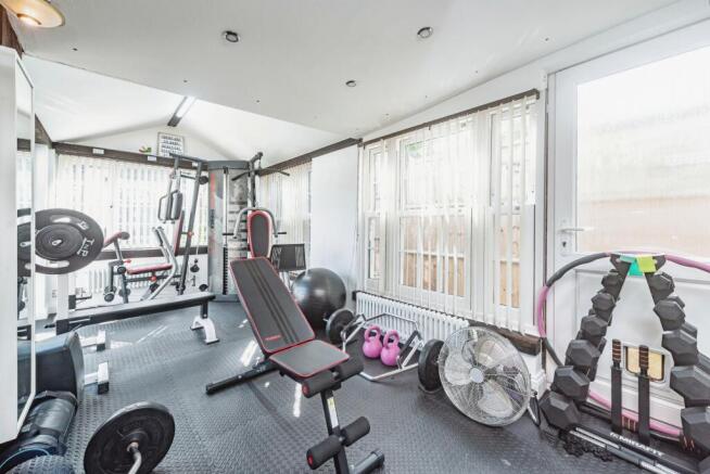 Gym or bed 4
