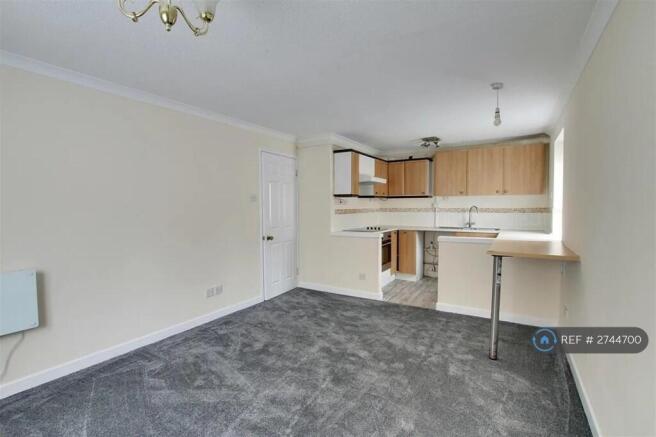 Lounge/Kitchen