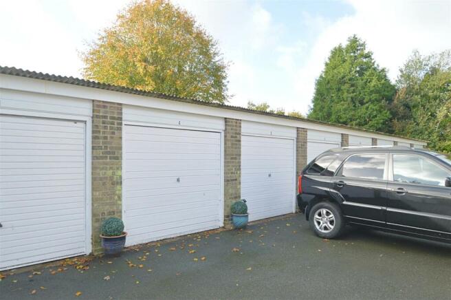 Garage.jpg