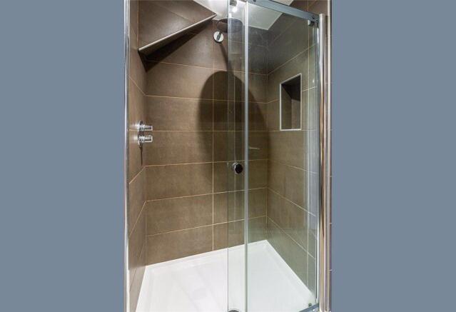 Master En-Suite