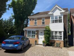 72, Lawrence Avenue, Ware SG12 8TY