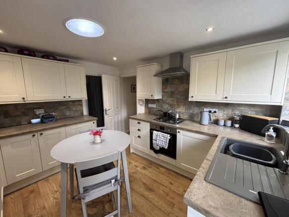 3 bed Detached Bungalow for sale Image 8