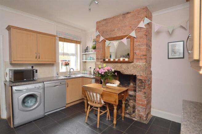 Fitted Kitchen/Dining Room