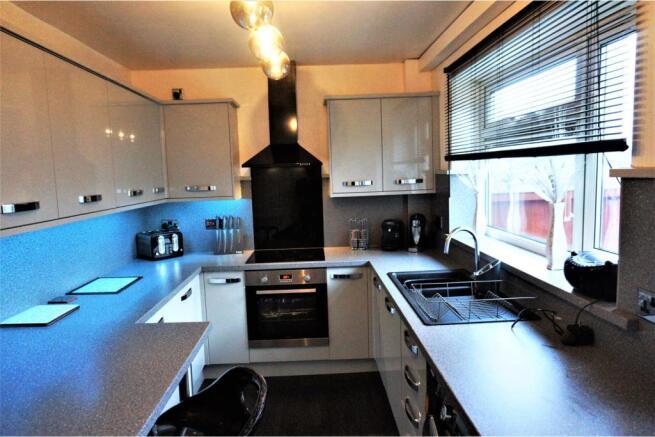 Kitchen / Breakfast