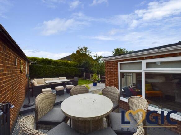 25 Havercroft Rise  (33)