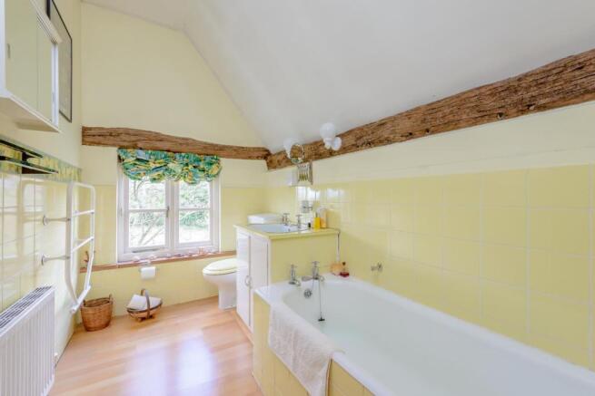 8375272-interior43-800.jpg