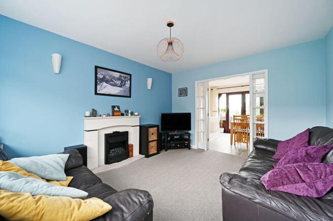 4 bed Detached for sale Image 6