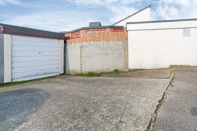 Garage In Block