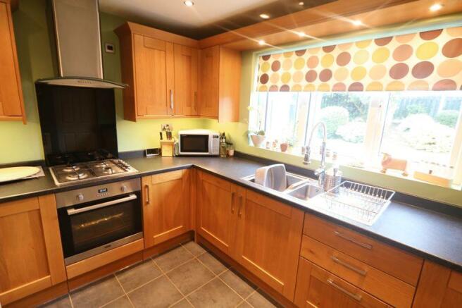 kitchen (1)