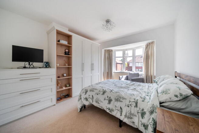 4 bed Semi-Detached for sale Image 10