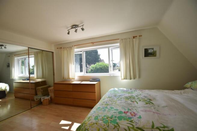 Bedroom 1.JPG