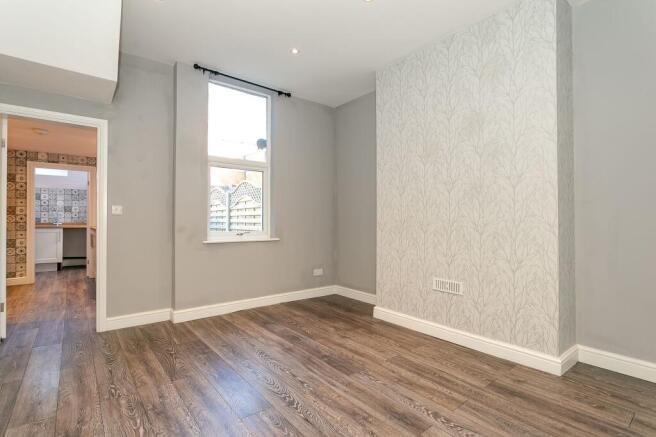 2 bed Terraced for sale Image 10