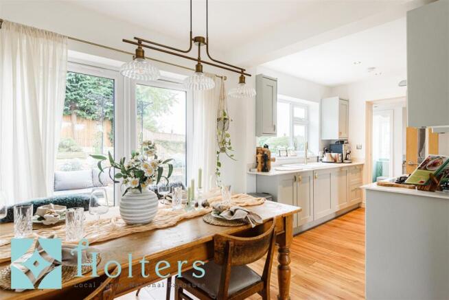 Kitchen Diner 1.jpg