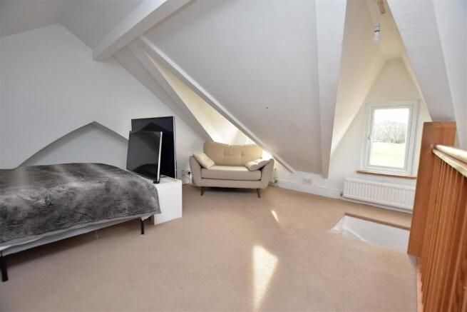 Loft Room.JPG