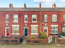 19, Elm Grove, Sale M33 7JZ