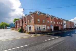 3, 9 The Waterglades, Rose Hill, Willenhall WV13 2AT