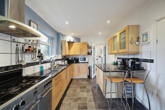 Kitchen/Breakfast Room d