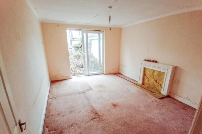 The Porter's Lodge, Queen's Court, Queen's Road, Cheltenham, GL50 2LU