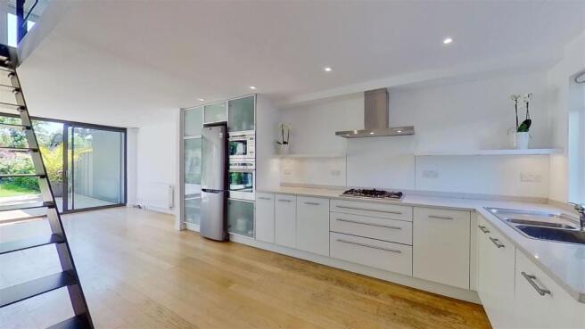 Peartree-Avenue-Earlsfield-SW17-06142022_192154.jp