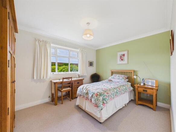 3 bed Detached Bungalow for sale Image 9