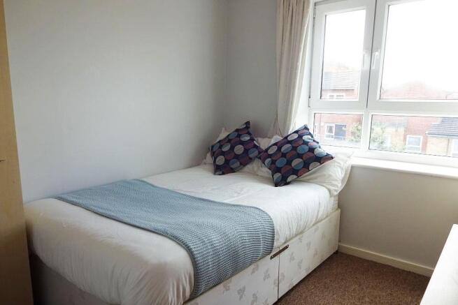 3 bed House to rent Image 6