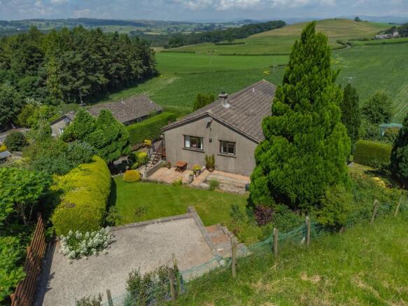 4 bedroom detached house for sale in Castle View, Sedgwick, Kendal