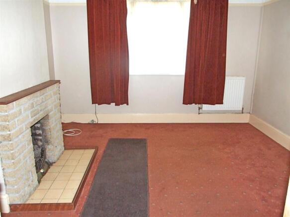 SITTING ROOM
