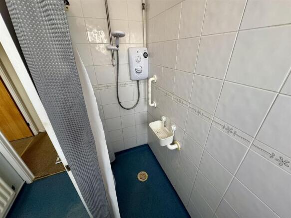 Wet Room (1/2)