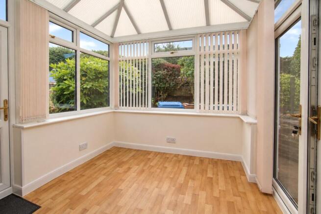 Airedale View, Cross Hills, BD20 photo 4